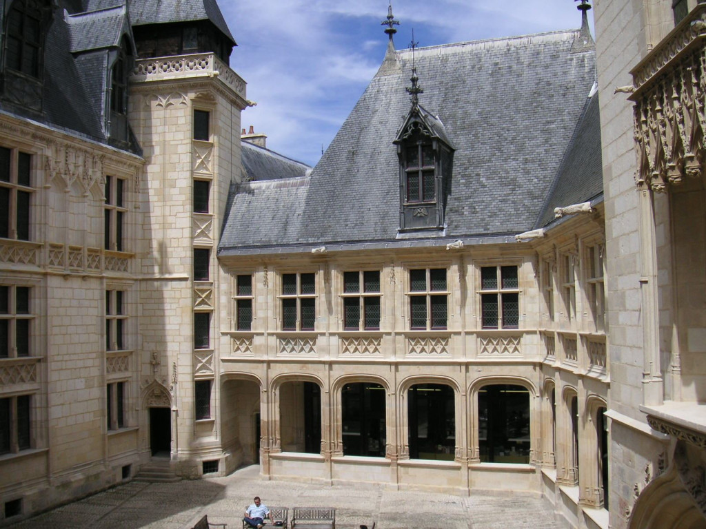 Palais Jacques-Coeur